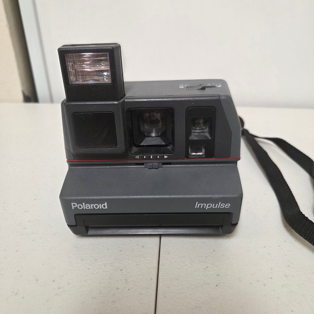 Polaroid Impulse Instant Film Camera Dark Gray 600 Series Vintage Pop Up Flash